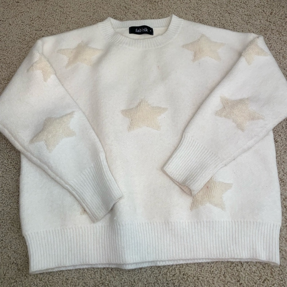 Fabrik White Knit Sweater with Cream Stars
